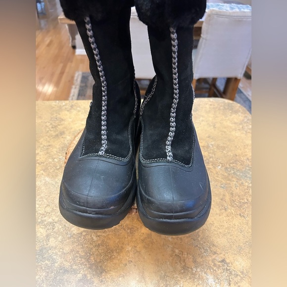 Women's Lands End  Black Suede Waterproof Winter Boots - Picture 5 of 10